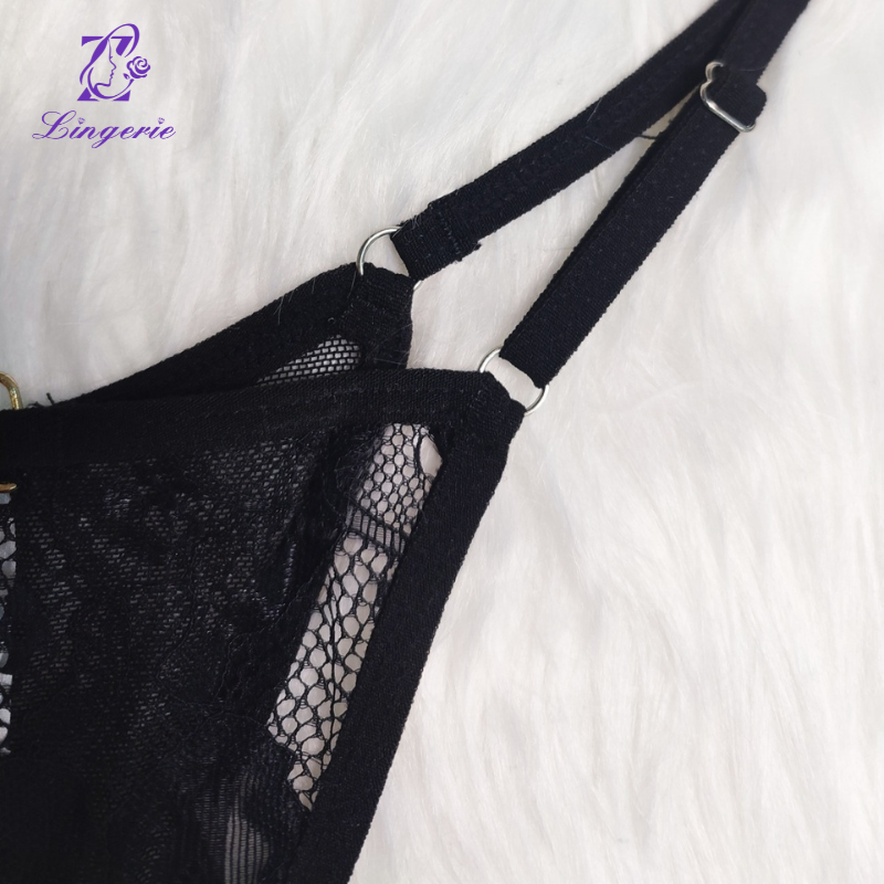 Open hollowed-out perspective diamond-studded thong black lace underwear for women