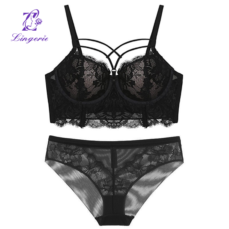 Sexy lingerie strappy design small breasts show large gathered underwear to collect vice breasts on the support lace bra set