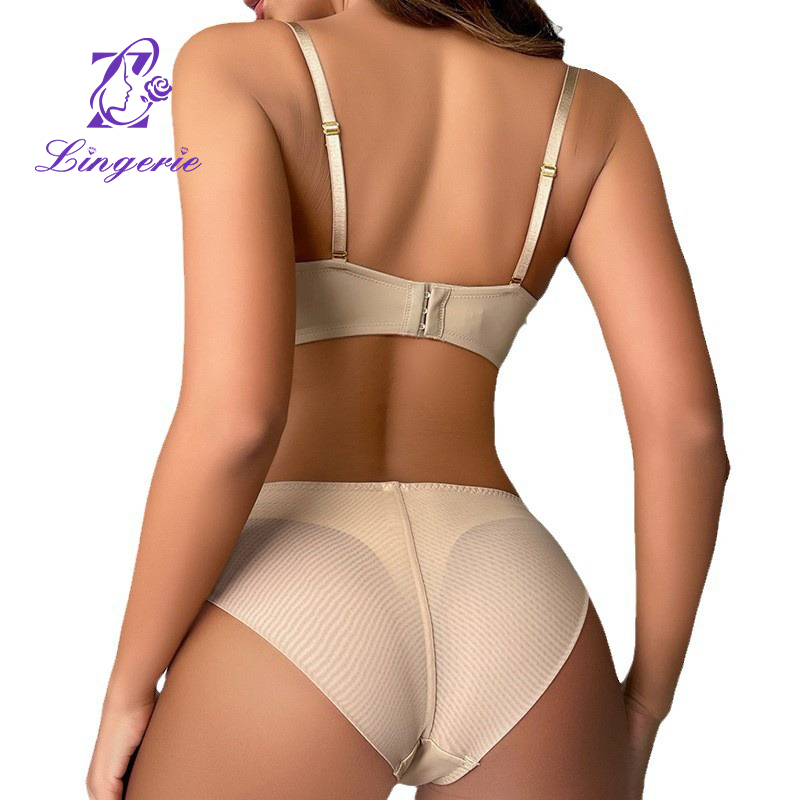 Smooth non-marking underwear sexy small breasts show large gathered bra set anti-sagging collection of breasts underwear bra