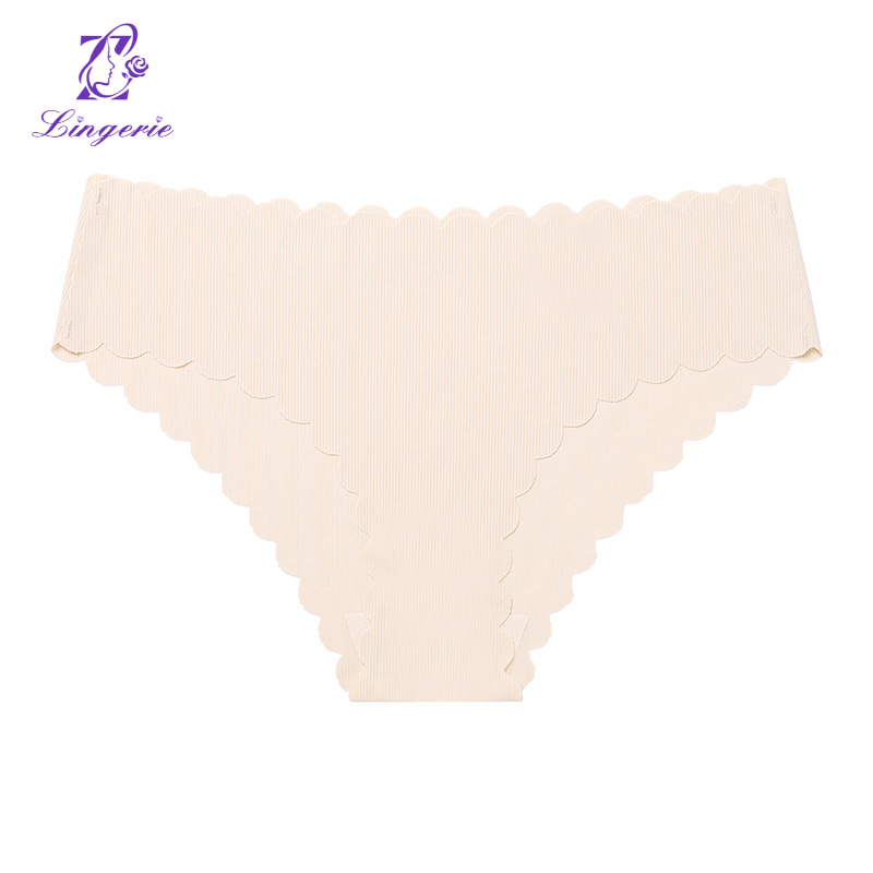 Ice silk seamless underwear Women's non-hip hip low waist wavy edge pure cotton crotch breathable briefs