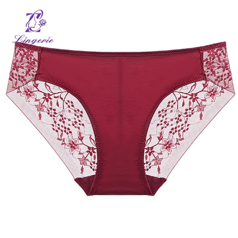 Sexy panties ultra-thin breathable glossy embroidered lace panties lift buttocks low waist large size ladies triangle pants