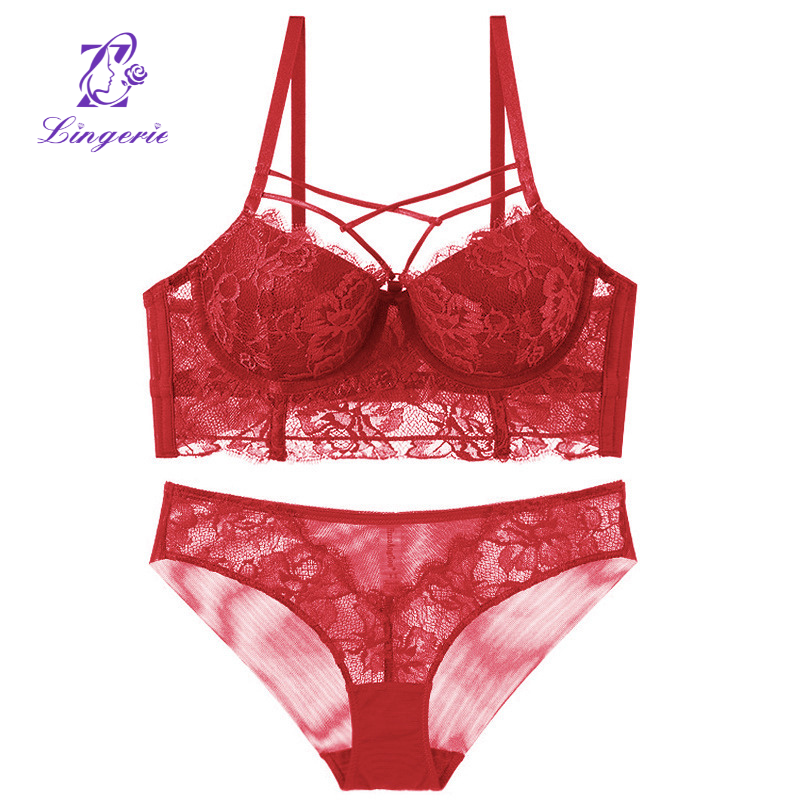 Sexy lingerie strappy design small breasts show large gathered underwear to collect vice breasts on the support lace bra set