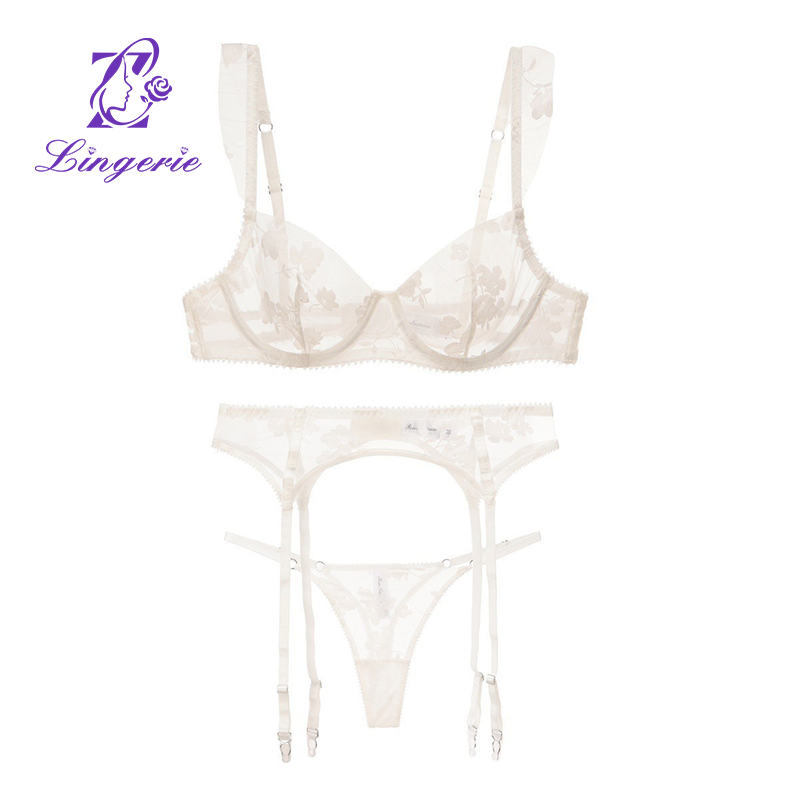 Sexy erotic lingerie French ultra-thin embroidered lace bra set large breasts show small three-piece bra set