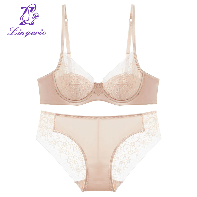 Lingerie Sleek lace edge sexy bra Hold up soft underwire bra set