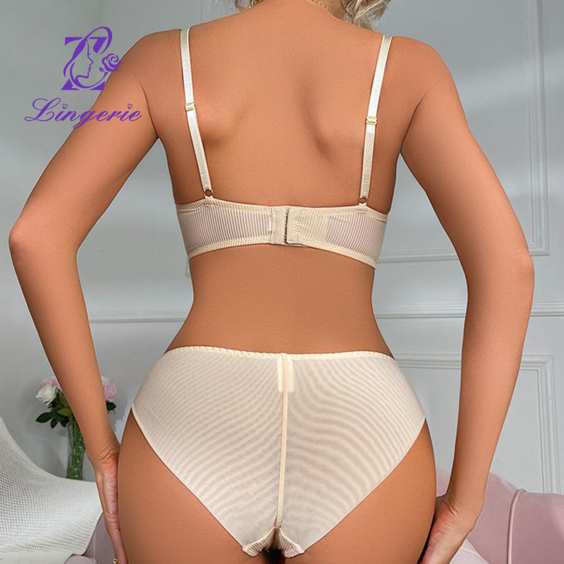 Sexy lingerie female small breasts show large gathered underwear set to collect vice breasts anti-sagging upturned bra